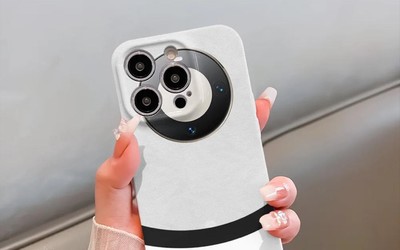 iPhone奇葩手机壳现身 秒变华为新旗舰 网友：丑到极点