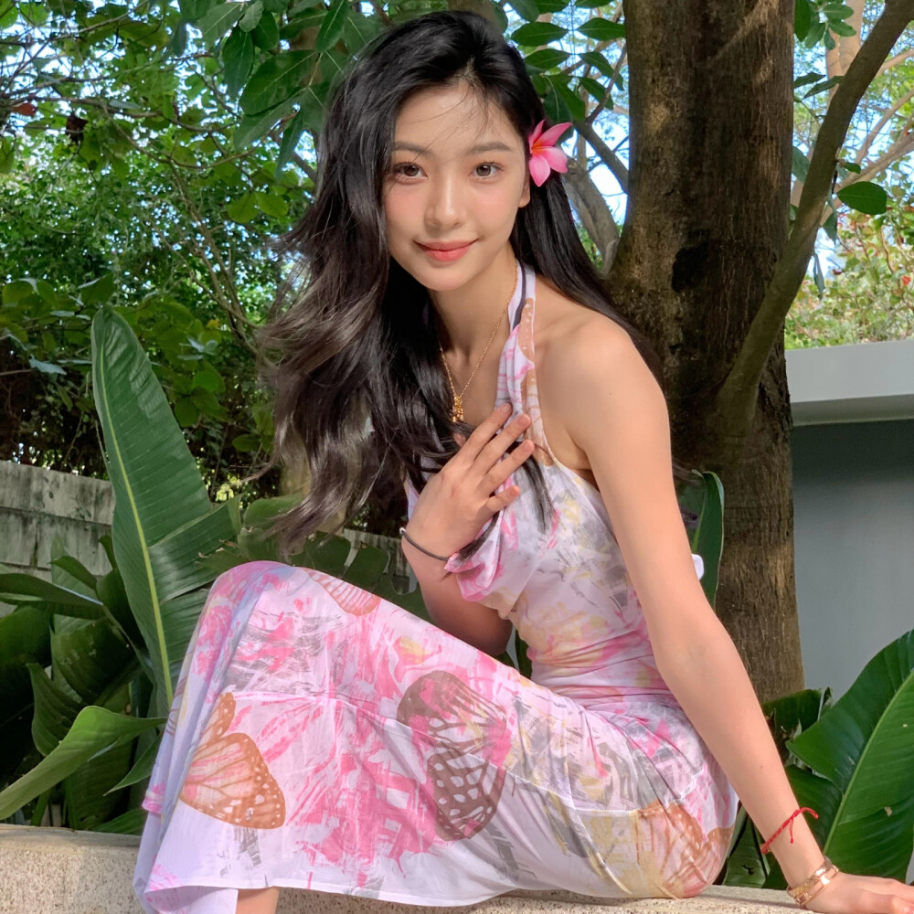 极致浪漫，心动至上，《绝对演绎》新外观教你塑造美人氛围感