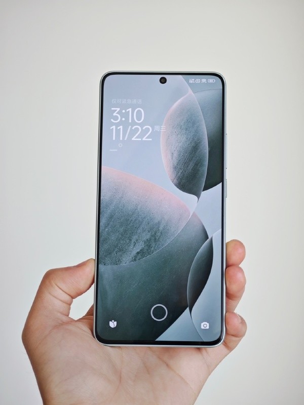 Redmi K70E真机图曝光！边框控制惊人 提供1TB版本