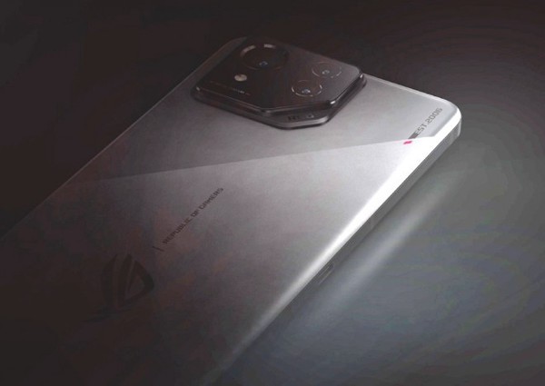 ROG Phone 8即将亮相 新一代游戏利器配第三代骁龙8
